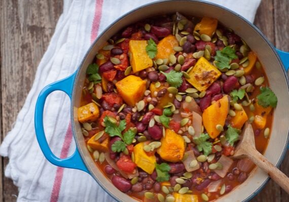 Vegetarian chilli with wheatberries and pumpkin seeds on eatlivetravelwrite.com