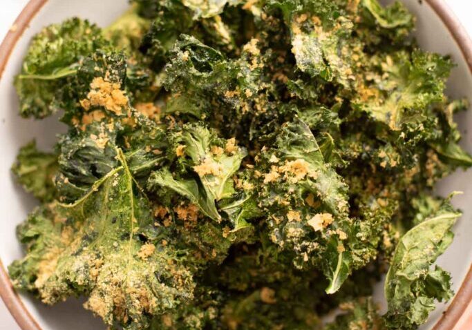 nutritional-yeast-kale-chips-2